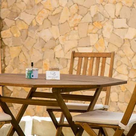 Πανσιόν Casa Amarela Αλμπουφέιρα