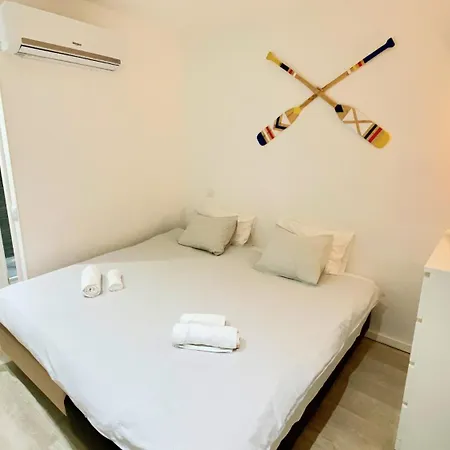 Casa Amarela Αλμπουφέιρα