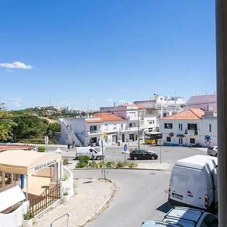 Casa Amarela Konukevi Albufeira