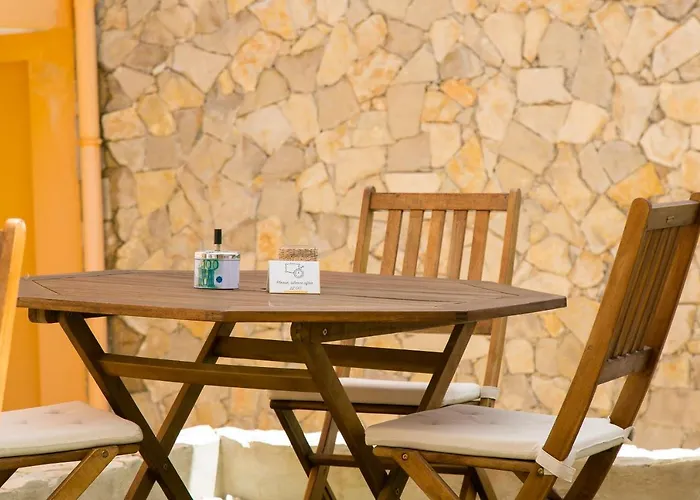 Pensjonat Casa Amarela Albufeira