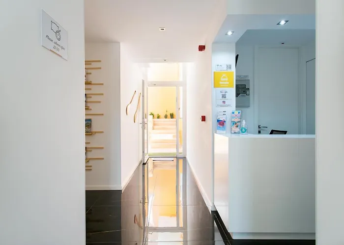 Casa Amarela 3*