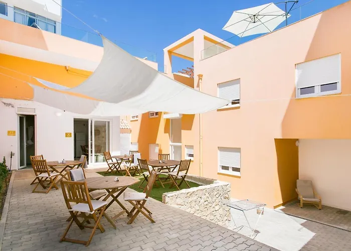 Casa Amarela 3*