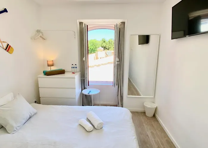 Casa Amarela 3*